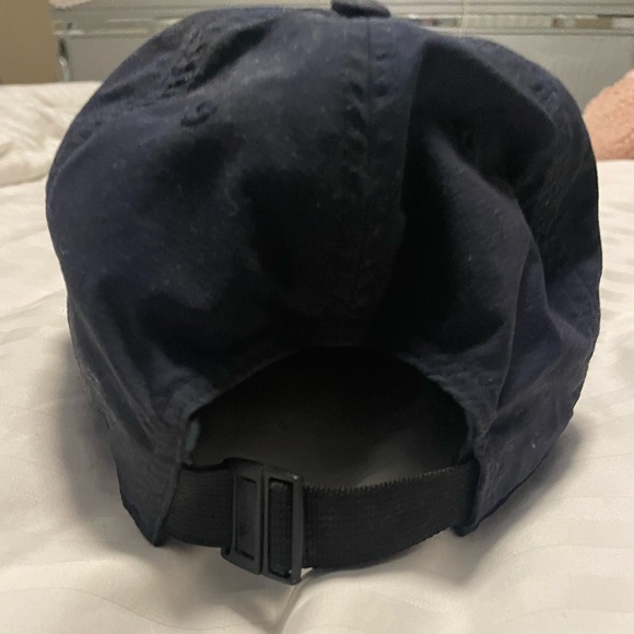 The North Face Navy blue hat - Picture 3 of 4